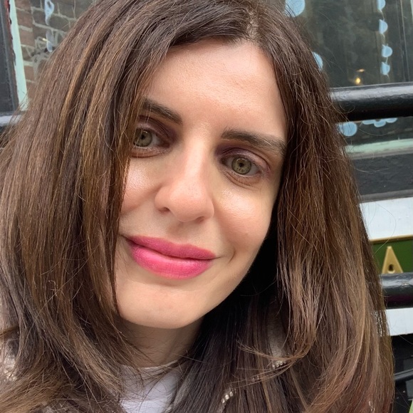 Meet your Posher, Yara - Picture 1 of 1